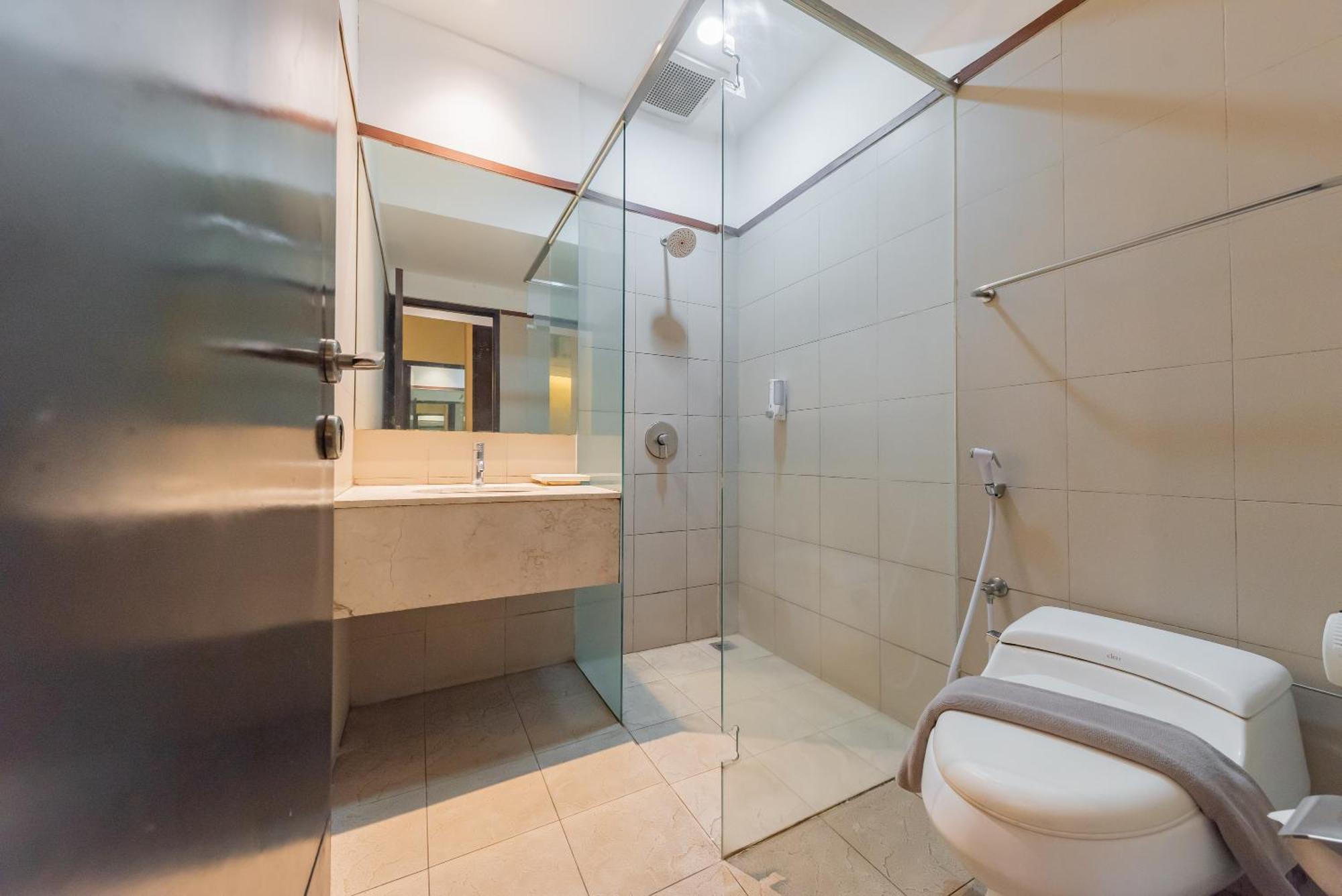 Reddoorz Plus @ Cipaganti Street 3 Μπαντούνγκ Εξωτερικό φωτογραφία