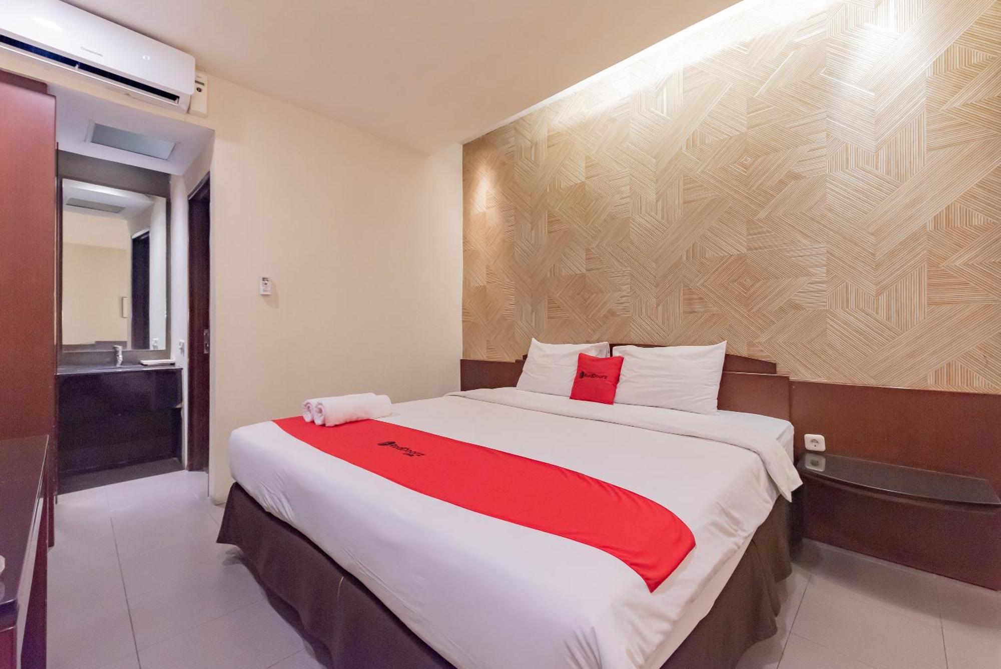 Reddoorz Plus @ Cipaganti Street 3 Μπαντούνγκ Εξωτερικό φωτογραφία
