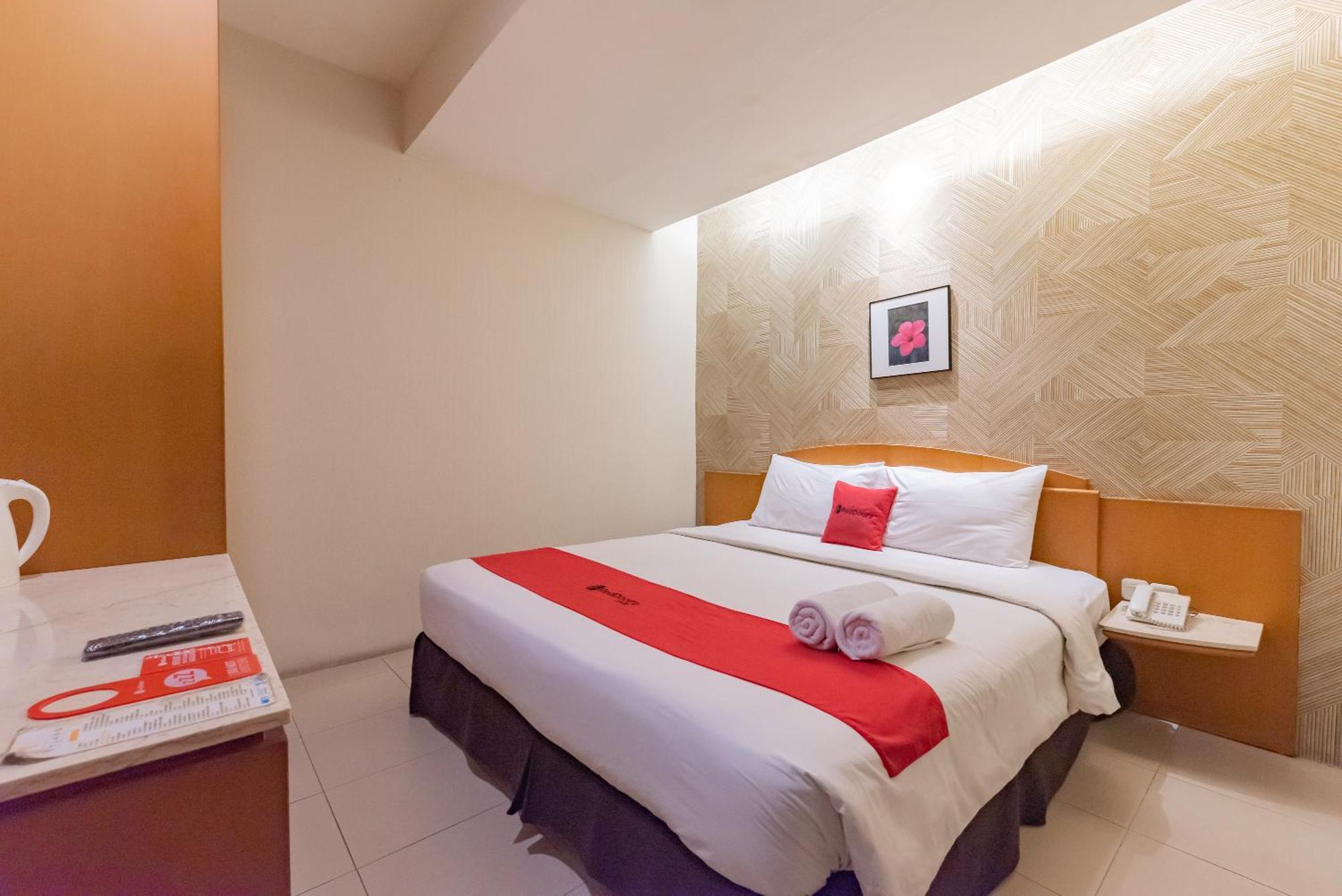 Reddoorz Plus @ Cipaganti Street 3 Μπαντούνγκ Εξωτερικό φωτογραφία
