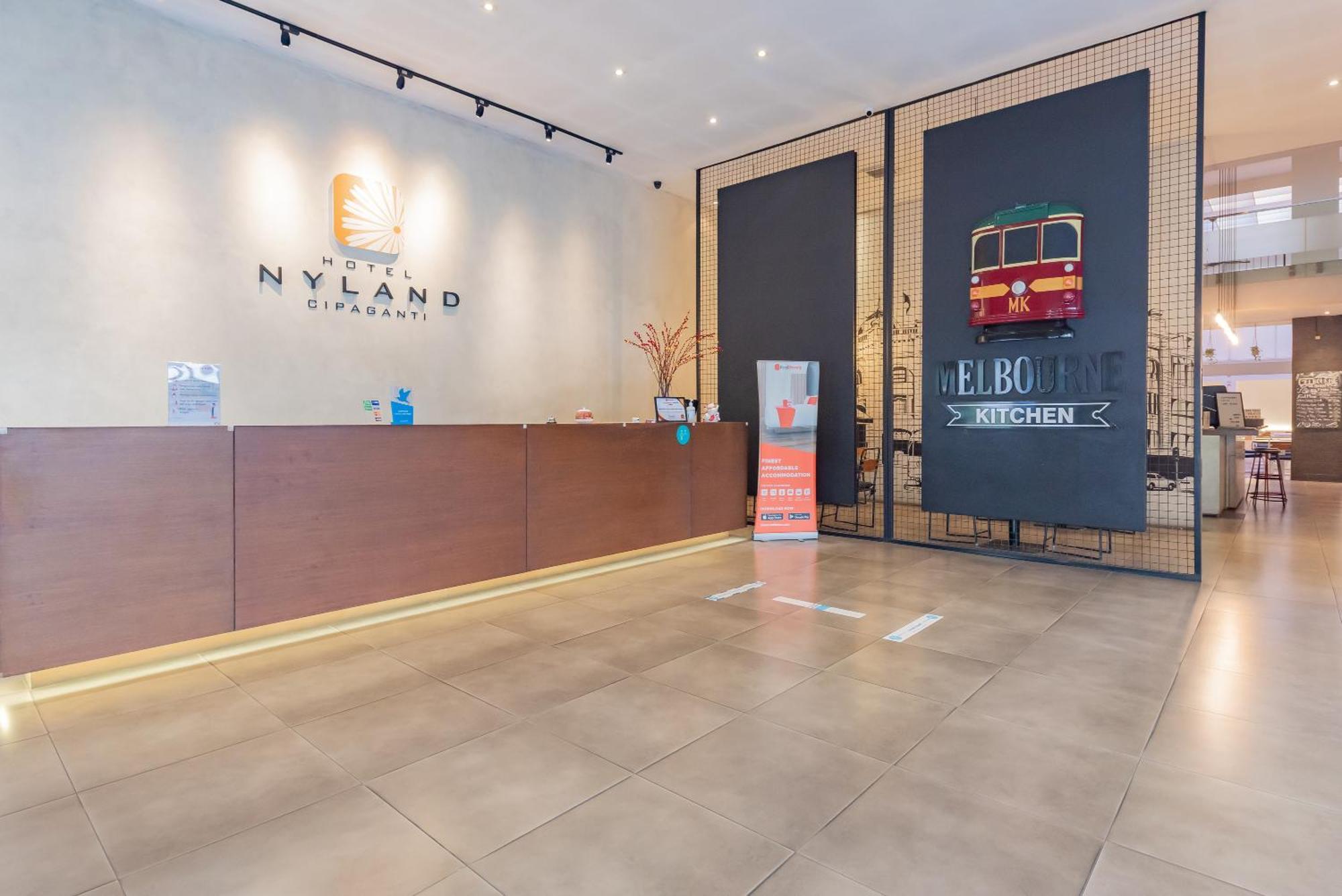 Reddoorz Plus @ Cipaganti Street 3 Μπαντούνγκ Εξωτερικό φωτογραφία