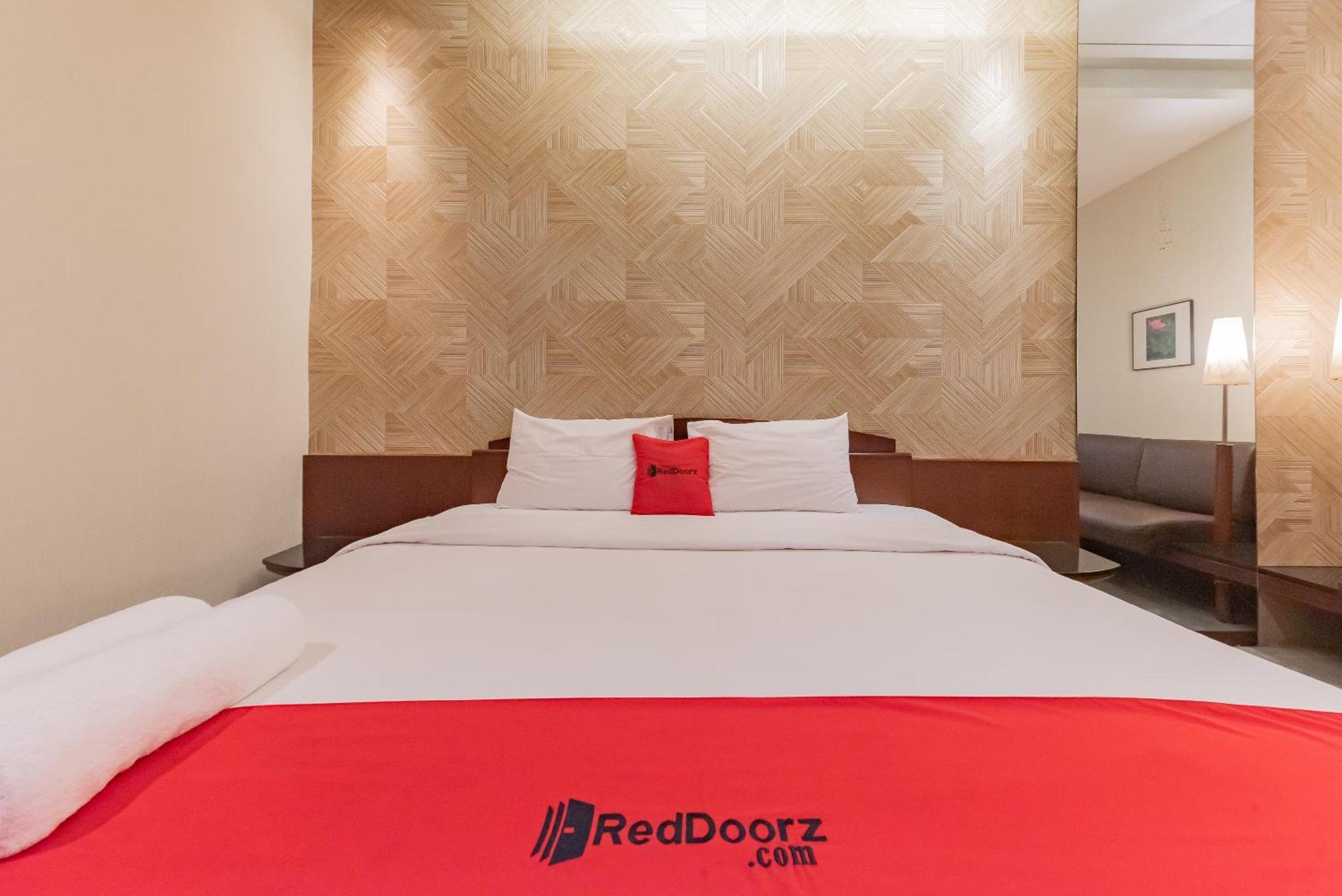 Reddoorz Plus @ Cipaganti Street 3 Μπαντούνγκ Εξωτερικό φωτογραφία